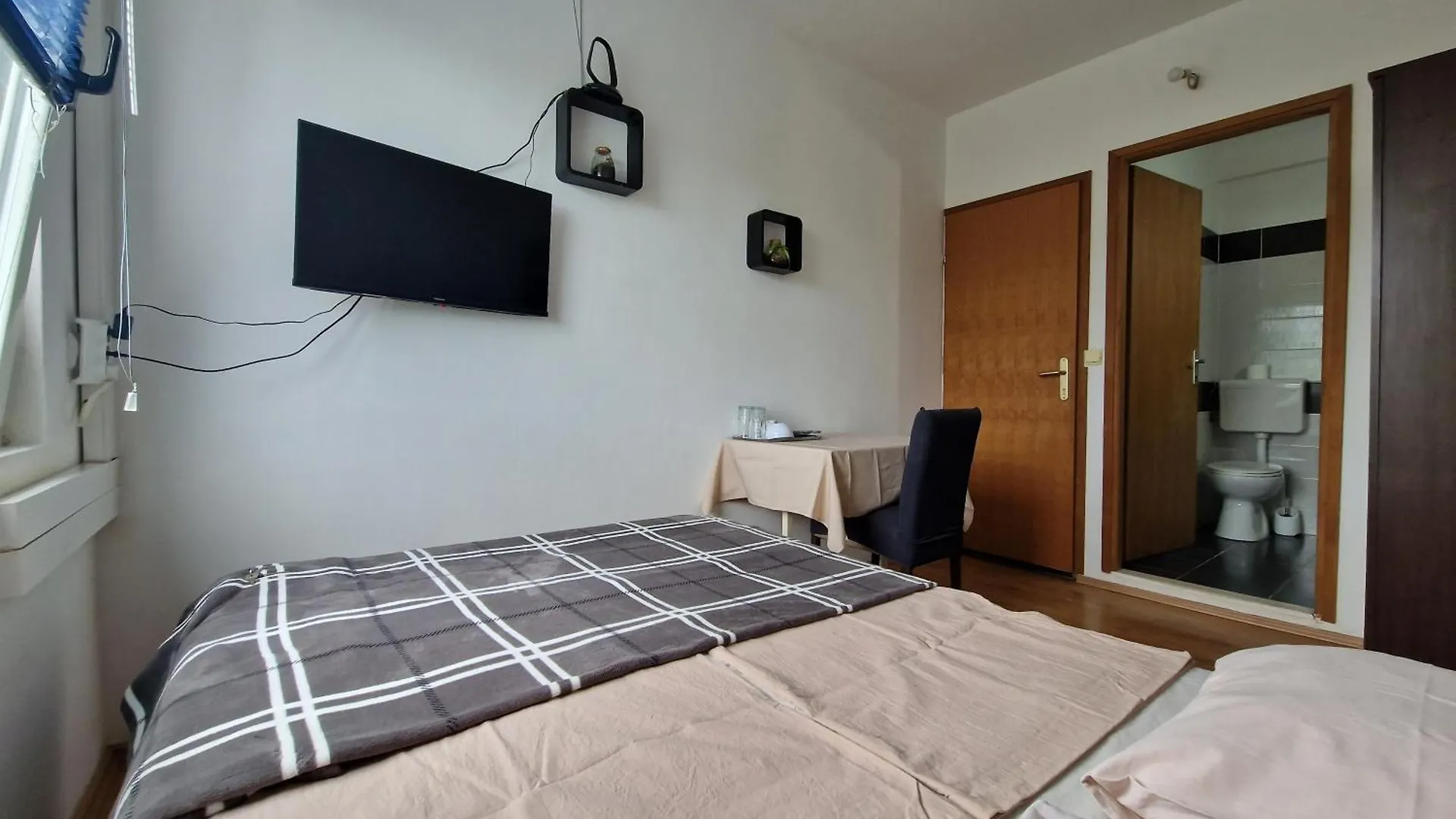 Rooms For Two With Private Bathroom Near Split Center Croatia